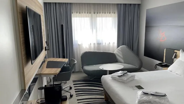 غرفة سوبيريور بسرير كينج، Novotel Tours Centre Gare 1/10