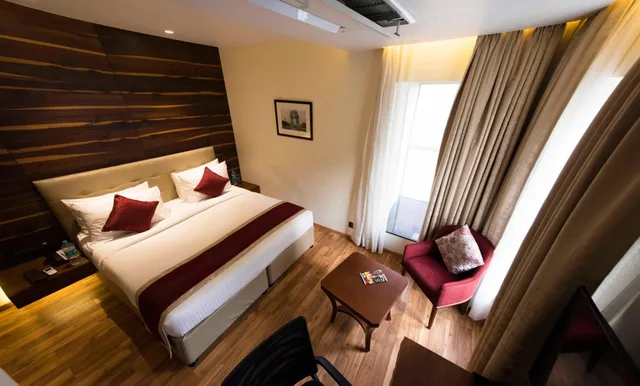 غرفة تنفيذية بسرير كينج، Hotel Connaught Royale 4/10