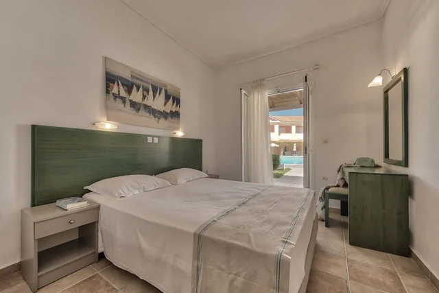 Comfort, Queen Bed, Ecoresort Zefyros Hotel 2/8