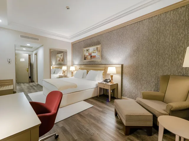 غرفة ديلوكس بسرير مزدوج بإطلالة على الجبل، Wellborn Luxury Hotel 1/1