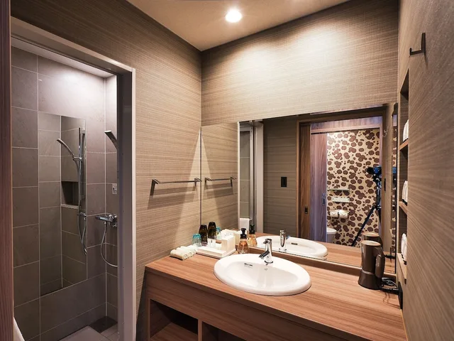 غرفة قياسية ثلاثية بثلاثة أسرّة، Winery Hotel & Condominium Hitohana 2/3