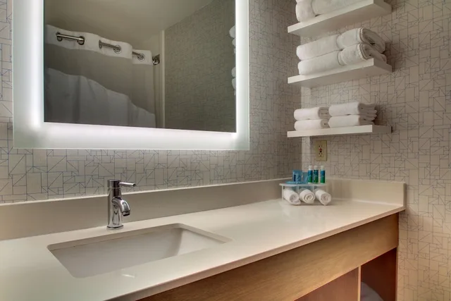 غرفة قياسية، Holiday Inn Express & Suites Lincoln East - White Mountains 2/2