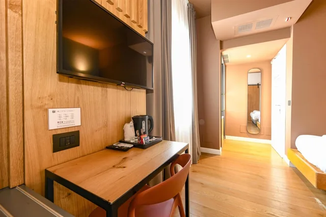 غرفة كومفورت بسرير كوين مع أريكة، Best Western Hotel Arya 6/10