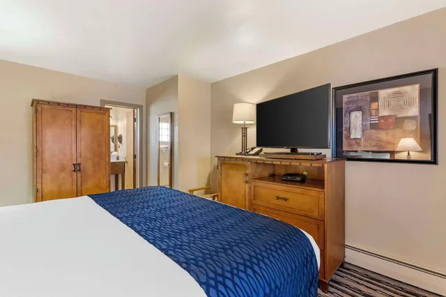 غرفة قياسية صغيرة بسرير كينج، Best Western Sunset Inn 2/5
