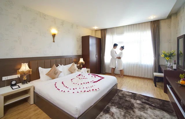 غرفة ديلوكس بسريرين منفصلين، Eden Plaza Danang 1/5
