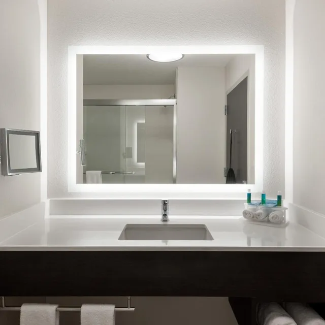 جناح استوديو بسرير كينج لذوي الإعاقة، Holiday Inn Express And Suites Lakeland South 2/5