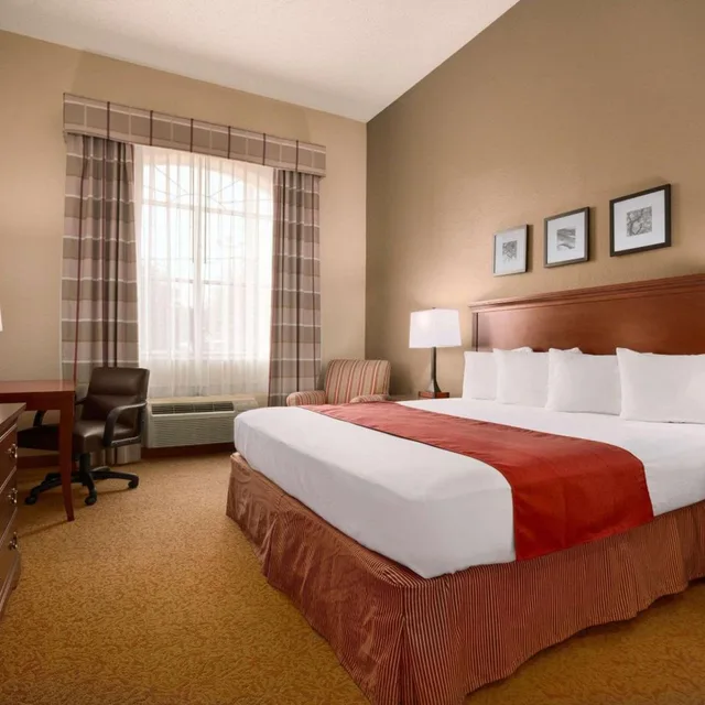 جناح بسرير كينج مع أريكة، Country Inn & Suites by Radisson, Humble IAH East 2/3