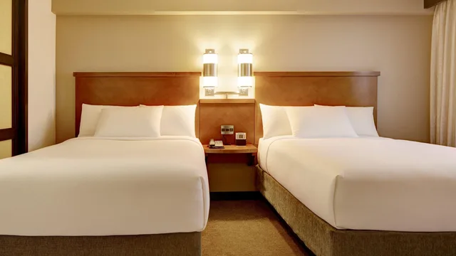 Room, Queen Bed, Hyatt Place Madison Downtown 1/4