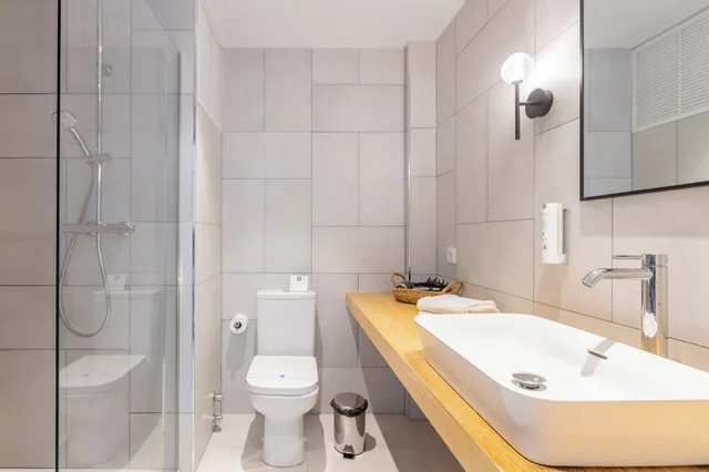 غرفة سوبيريور بسرير مزدوج بإطلالة على البحر بشرفة، Hotel Soho Boutique Las Vegas 10/10