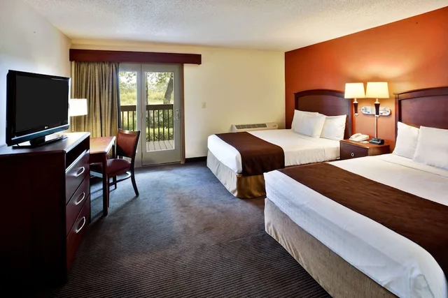 جناح بسريرين كوين، Americinn By Wyndham Baudette 3/8