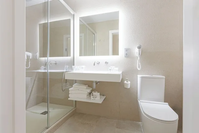 غرفة عائلية رباعية بسرير كوين مع أريكة، Aacr Monteolivos Hotel 3/4