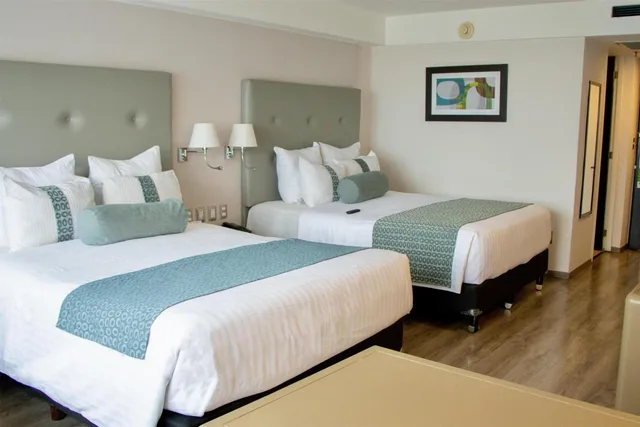 جناح بسرير كينج بحوض استحمام، Grand Cantalagua Hotel Morelia, BW Signature Collection 2/8