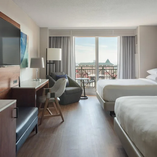 Room, 2 Queen Beds, Water View, Balcony، Tampa Marriott Water Street 3/4