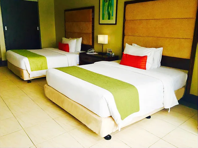 Island Premier، Fairways And Bluewater Newcoast Boracay 1/5