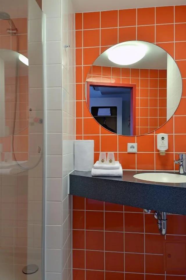 غرفة بسرير كوين، B&B Hotel Frankfurt Niederrad 10/10