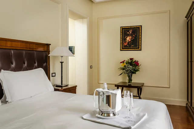 جناح جونيور بسرير كوين، Eurostars Centrale Palace 2/3
