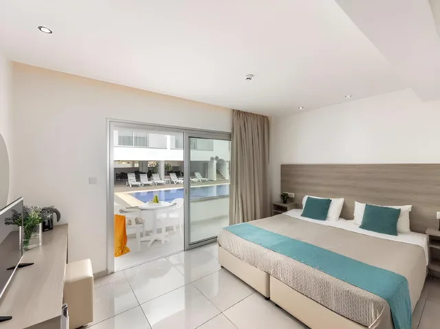 غرفة بسرير مزدوج أو سريرين منفصلين، Milea Hotel 1/1