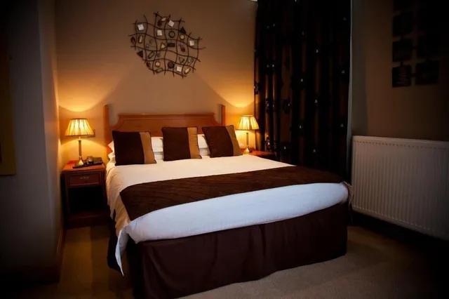 جناح شهر العسل بسرير مزدوج، The City Hotel 2/2