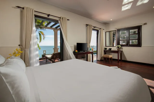 1 Bedroom, Villa, King Bed, Beach Front, Private Pool، Son Tra Resort Spa 2/10
