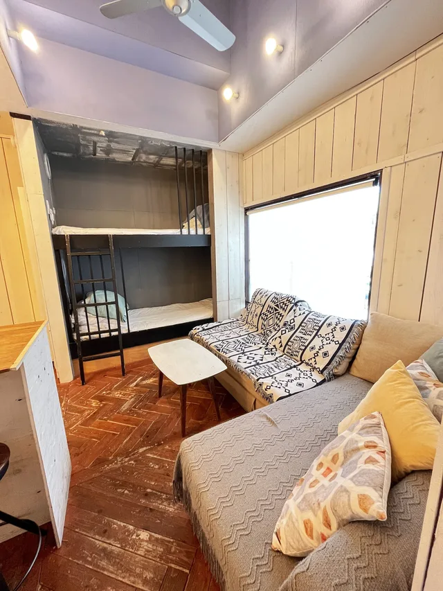 غرفة عائلية بسرير بطابقين مع أريكة، Ohmachi Junxion - Hostel 1/3