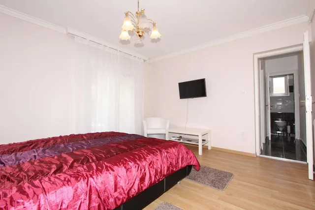1 Bedroom, Apartment, Queen Bed, APARTMENT SENA 2/3