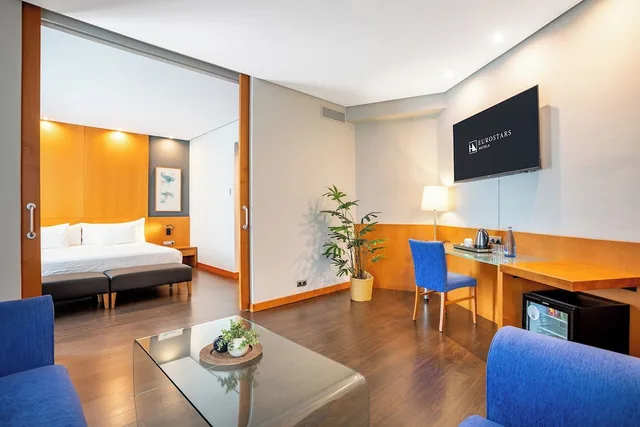 جناح جونيور، Eurostars Atlantida 5/5