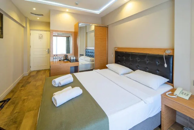 غرفة قياسية بسرير مزدوج، Aurasia Sea Side Hotel 4/7