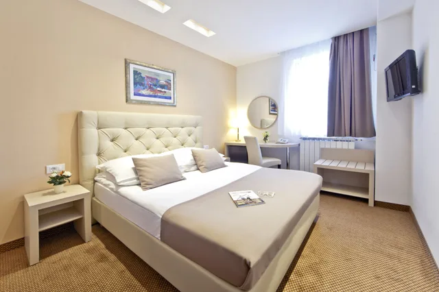 غرفة كومفورت بسرير كوين، Central Hotel Zagreb 2/10