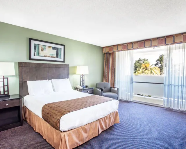 غرفة مزدوجة قياسية، Travelodge By Wyndham Monterey Bay 4/6