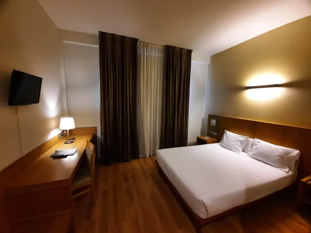 غرفة بسرير مزدوج، Sercotel La Borona 2/3