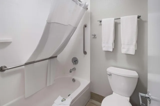 غرفة قياسية بسرير كوين، Best Western Mcminnville Inn 2/2
