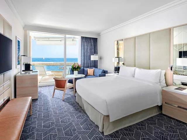 غرفة بسرير مزدوج بإطلالة على البحر، Fairmont Monte Carlo 1/2