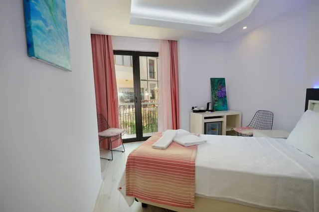 Room, Triple, Datca Sapphire Hotel 2/10