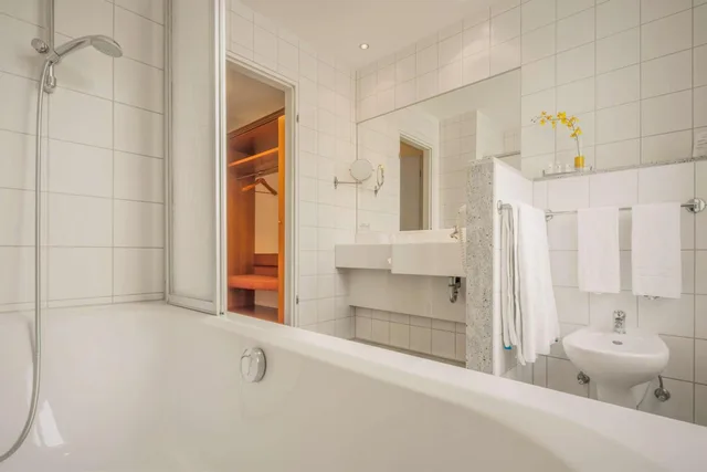 جناح، Best Western Plus Hotel Excelsior 5/5