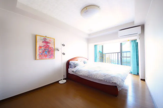 Luxury, Villa, King Bed, 4 Futon Beds, White Beach House 4/10