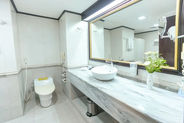 Crown, Executive, Double Bed، Hotel Sarina 9/10