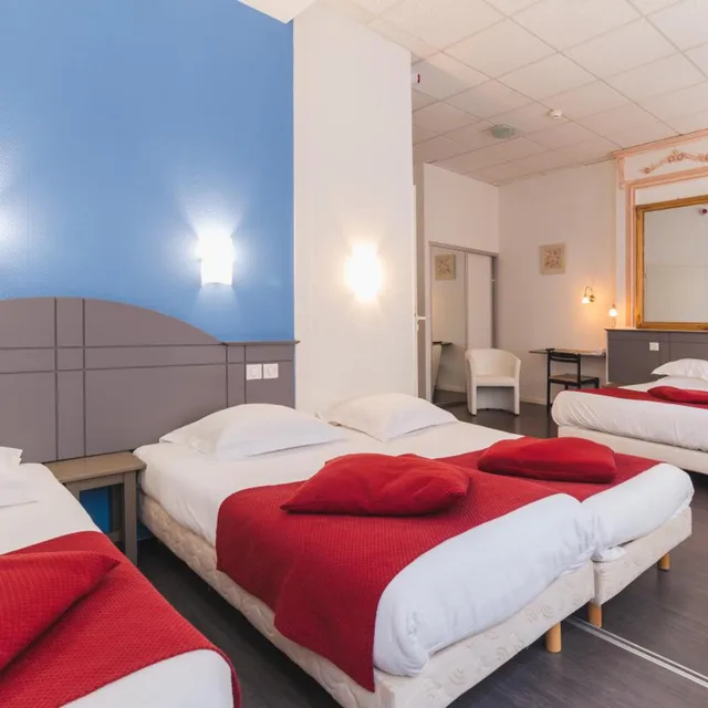 غرفة رباعية، Hotel Christian 3/10