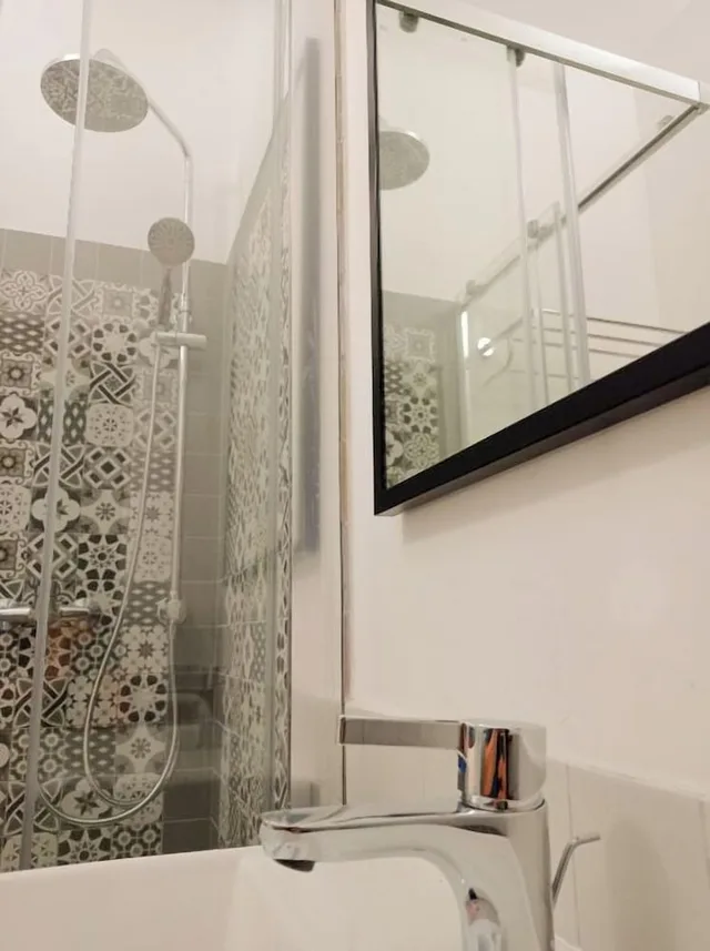 غرفة قياسية ثلاثية بسرير مزدوج وسرير فردي بشرفة في الطابق الأرضي، Bed And Breakfast Vigne Vecchie 9/9