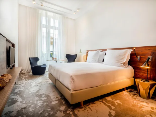 Cozy, Yndo Hotel 1/9