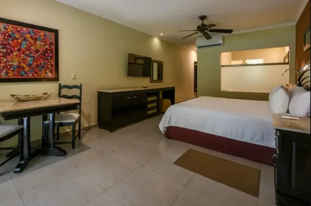 Beachfront Swim Up Junior Suite، El Dorado Royale A Spa Resort All Inclusive 1/2