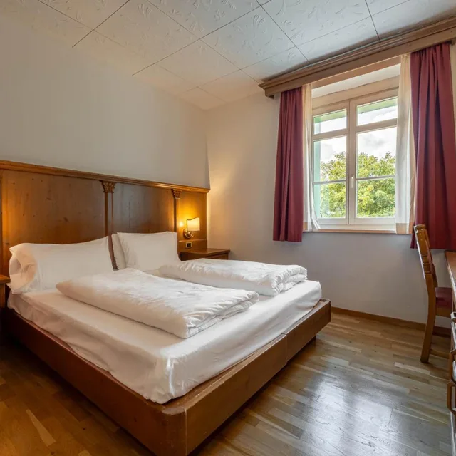 غرفة قياسية بسرير مزدوج أو سريرين منفصلين، Schloss Hotel & Club Dolomiti 2/8
