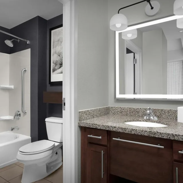 جناح بسرير كينج بغرفتي نوم، RESIDENCE INN BY MARRIOTT PORTLAND DOWNTOWN WATERFRONT 5/8