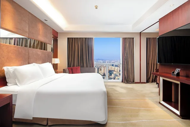 جناح كلوب بريستيج بسرير كينج بإطلالة على المدينة مع دخول صالة النادي، Sofitel Galaxy Nanjing 1/7