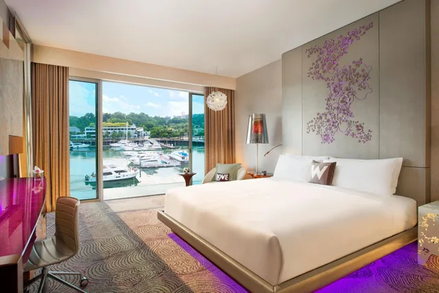 Premier, King Bed, Marina View, Balcony, W Singapore Sentosa Cove 2/7