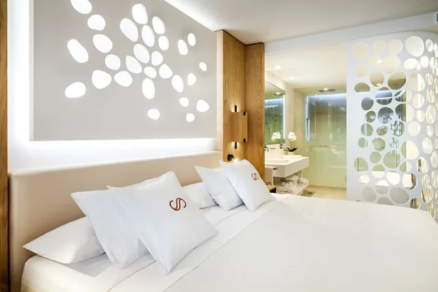 Junior Suite, King Bed, Sea Front, Panoramic View، Royal Hideaway Corales Beach, part of Barcelo Hotel Group - Adults Only 2/3