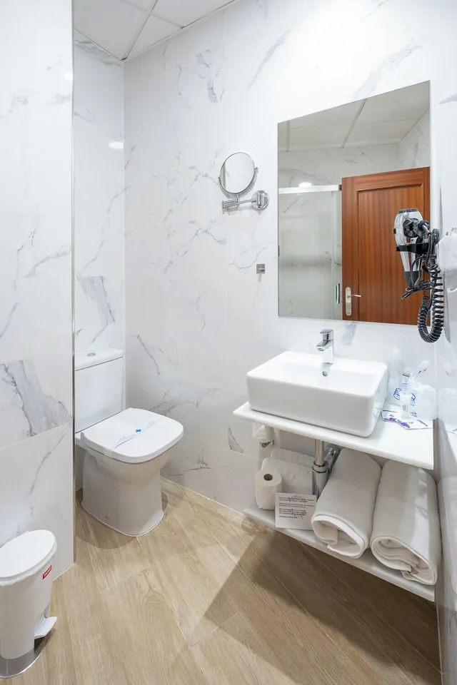 غرفة بسريرين منفصلين، Hotel Plaza del Castillo 8/10