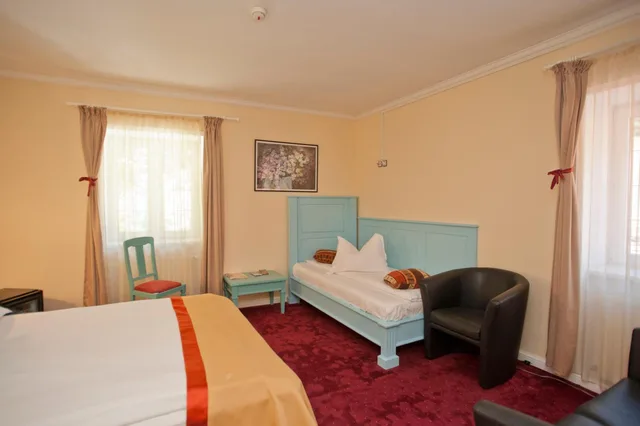 غرفة سوبيريور بسريرين منفصلين، Bastion Hotel 3/10