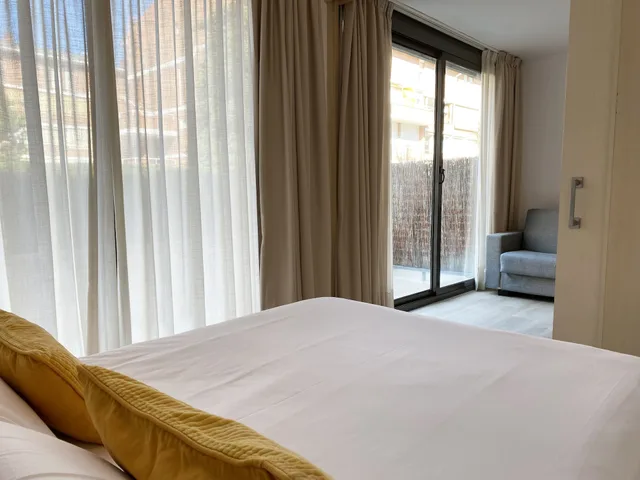 شقة سوبيريور بسريرين منفصلين بشرفة، Apartamentos Atenea Park 4/7