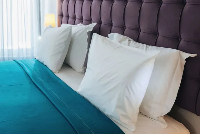 Bougainville Bay Hotel، ساراندا 36/78