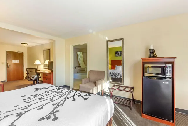 جناح بسرير كينج لذوي الإعاقة، Sleep Inn & Suites Jacksonville West 2/2